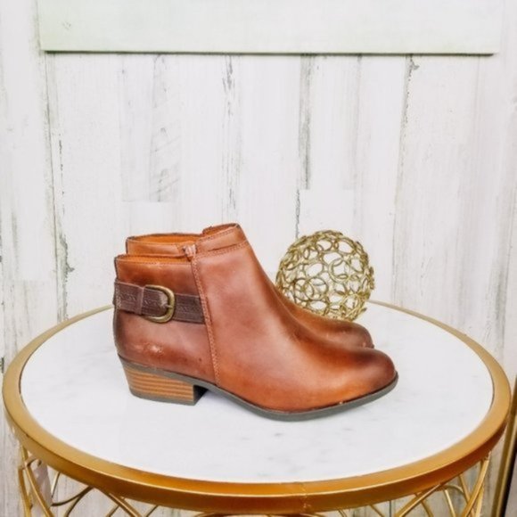Clarks Shoes - Clarks Collection Women's Addiy Kara Bootie